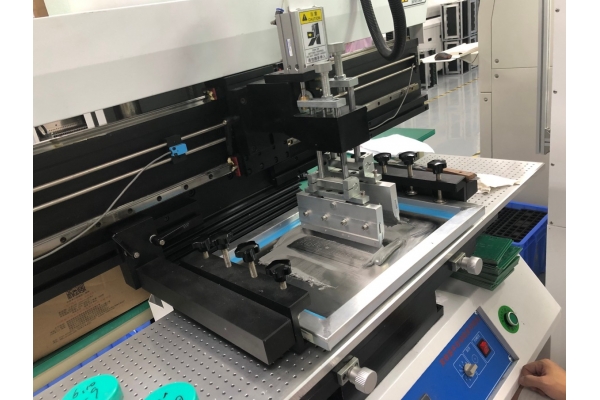 電路板怎樣布線才便于smt電子廠加工